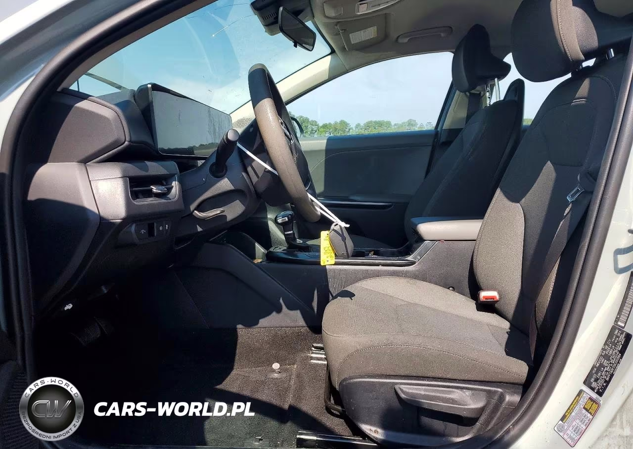 2025 Kia K4 Lxs VIN:3KPFT4DE5SE200364 - 7