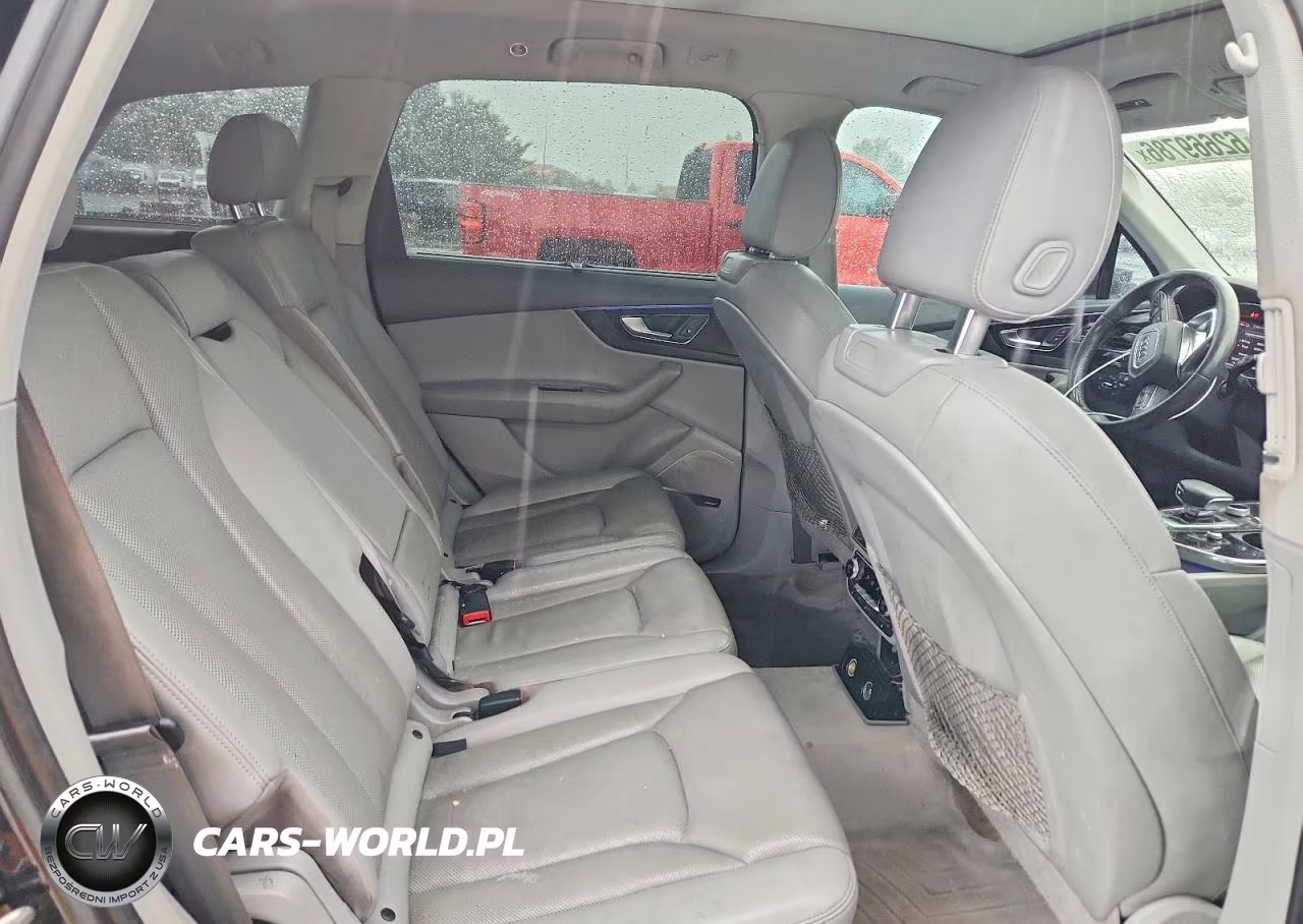 2017 Audi Q7 Prestige VIN:WA1VAAF76HD020197 - 11