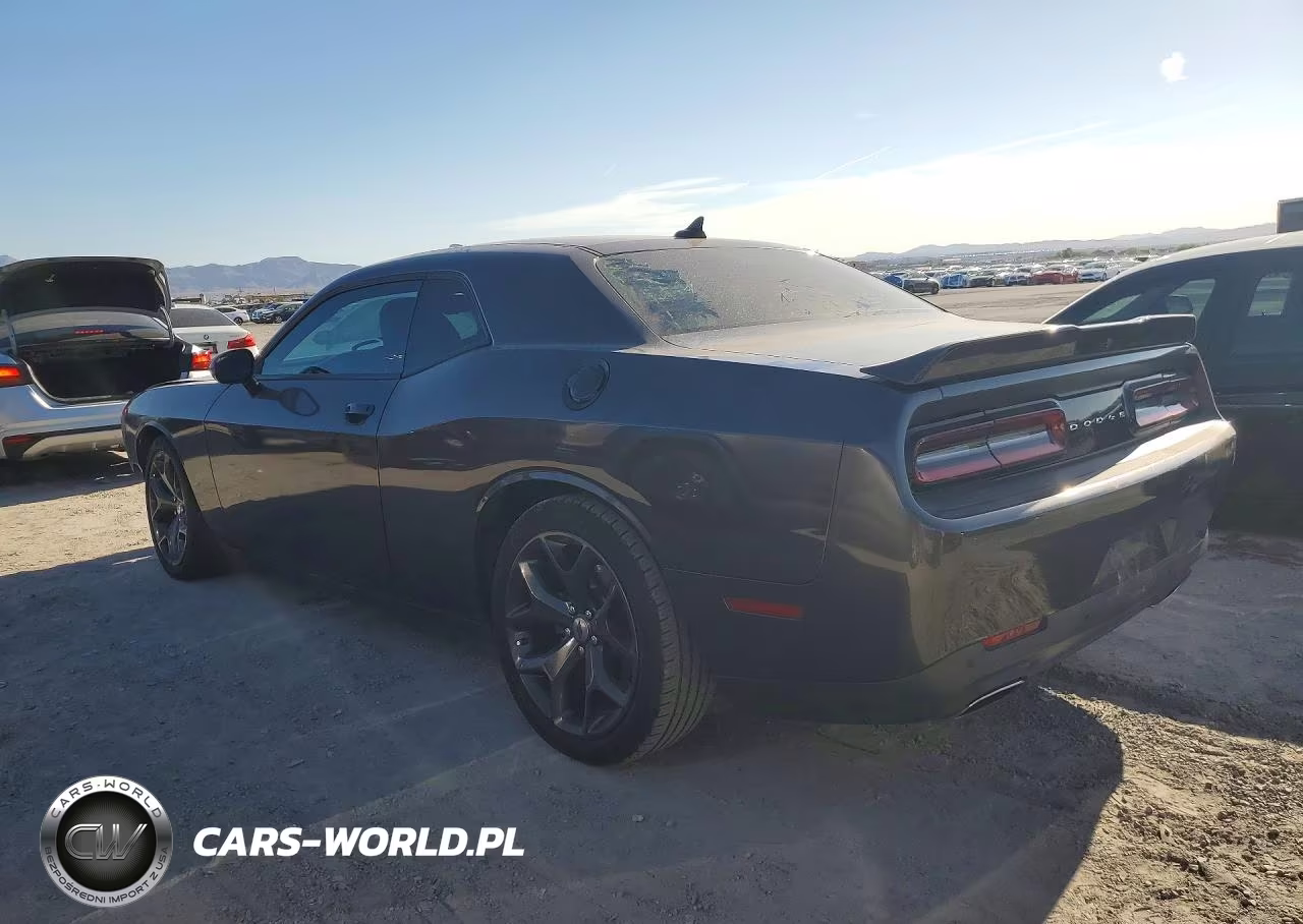 2018 Dodge Challenger Sxt VIN:2C3CDZAG8JH112516 - 2