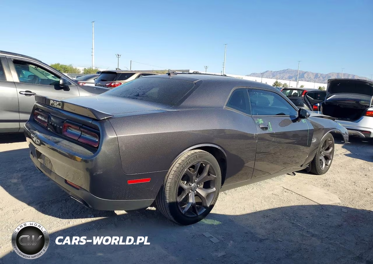 2018 Dodge Challenger Sxt VIN:2C3CDZAG8JH112516 - 3