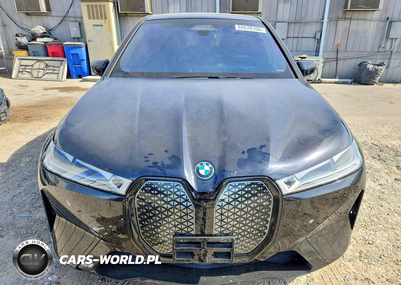 2023 BMW Ix xDrive50 VIN:WB523CF03PCL61722 - 5
