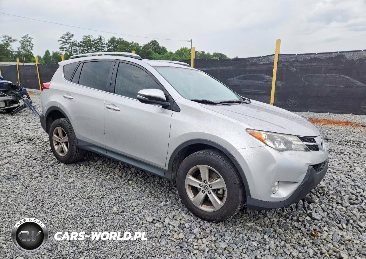 2015 Toyota Rav4 Xle VIN:JTMWFREV3FJ056387 - 4