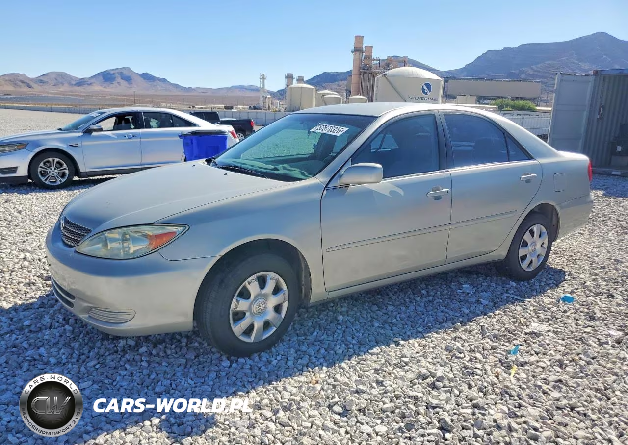 2004 Toyota Camry Le