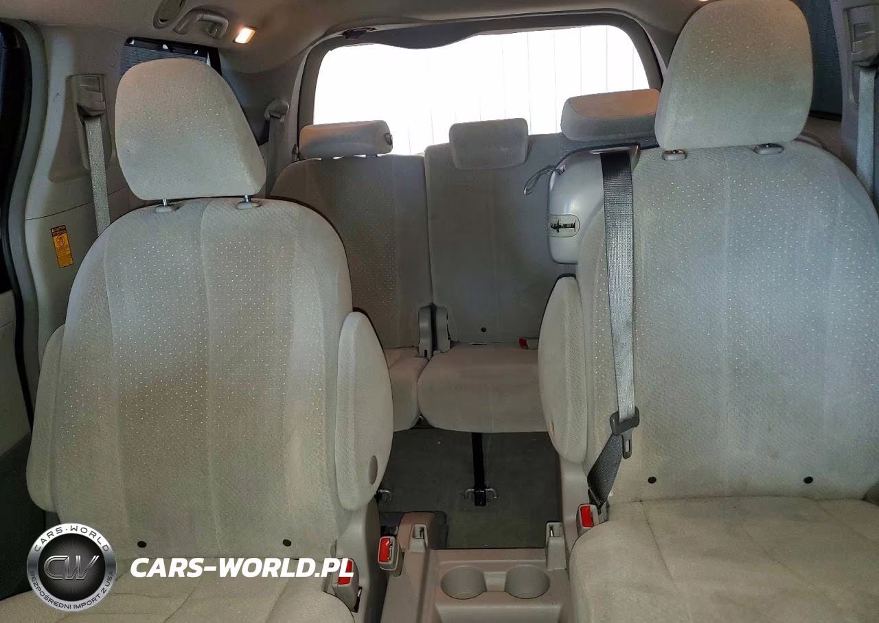 2014 Toyota Sienna Le VIN:5TDKK3DC9ES459993 - 10