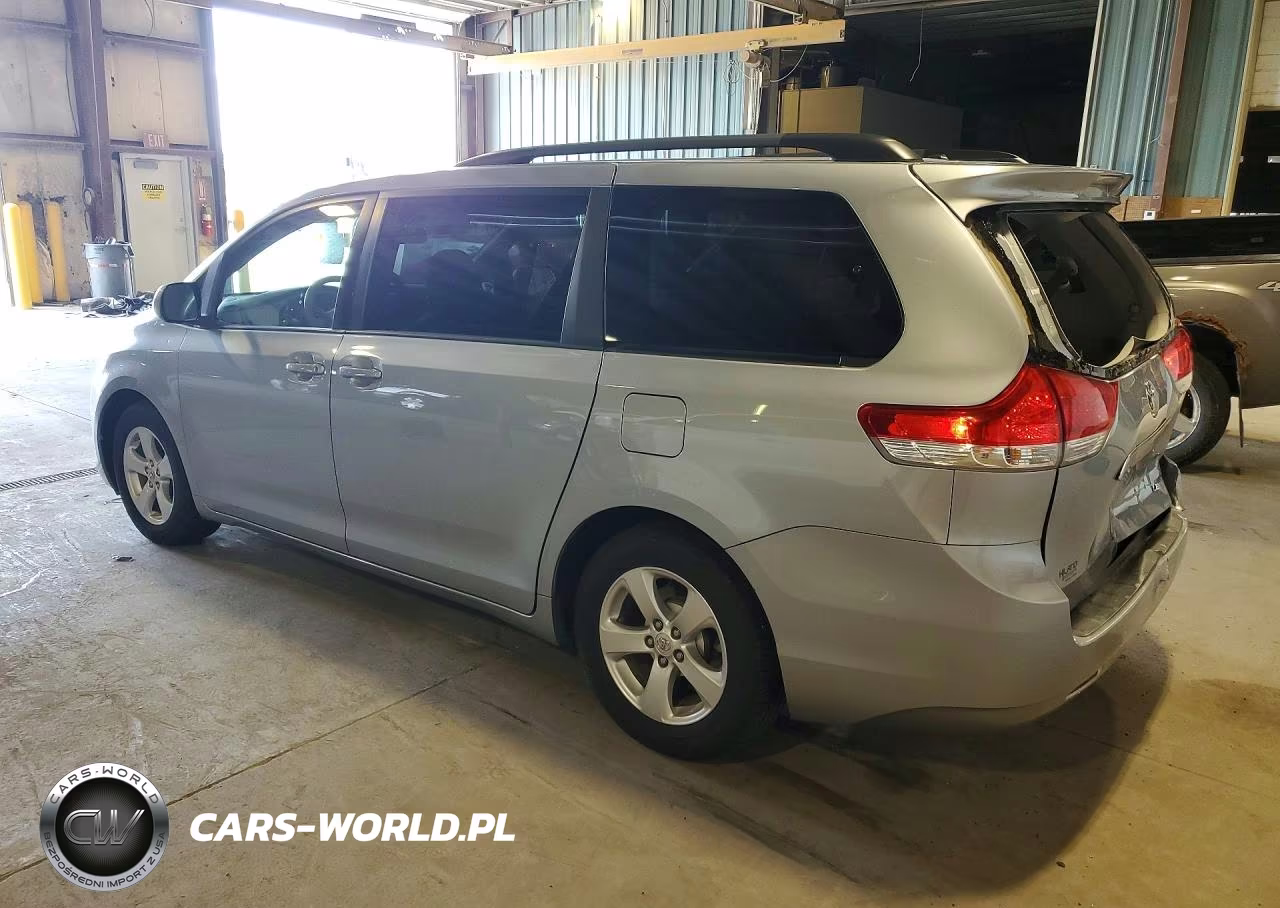 2014 Toyota Sienna Le VIN:5TDKK3DC9ES459993 - 2