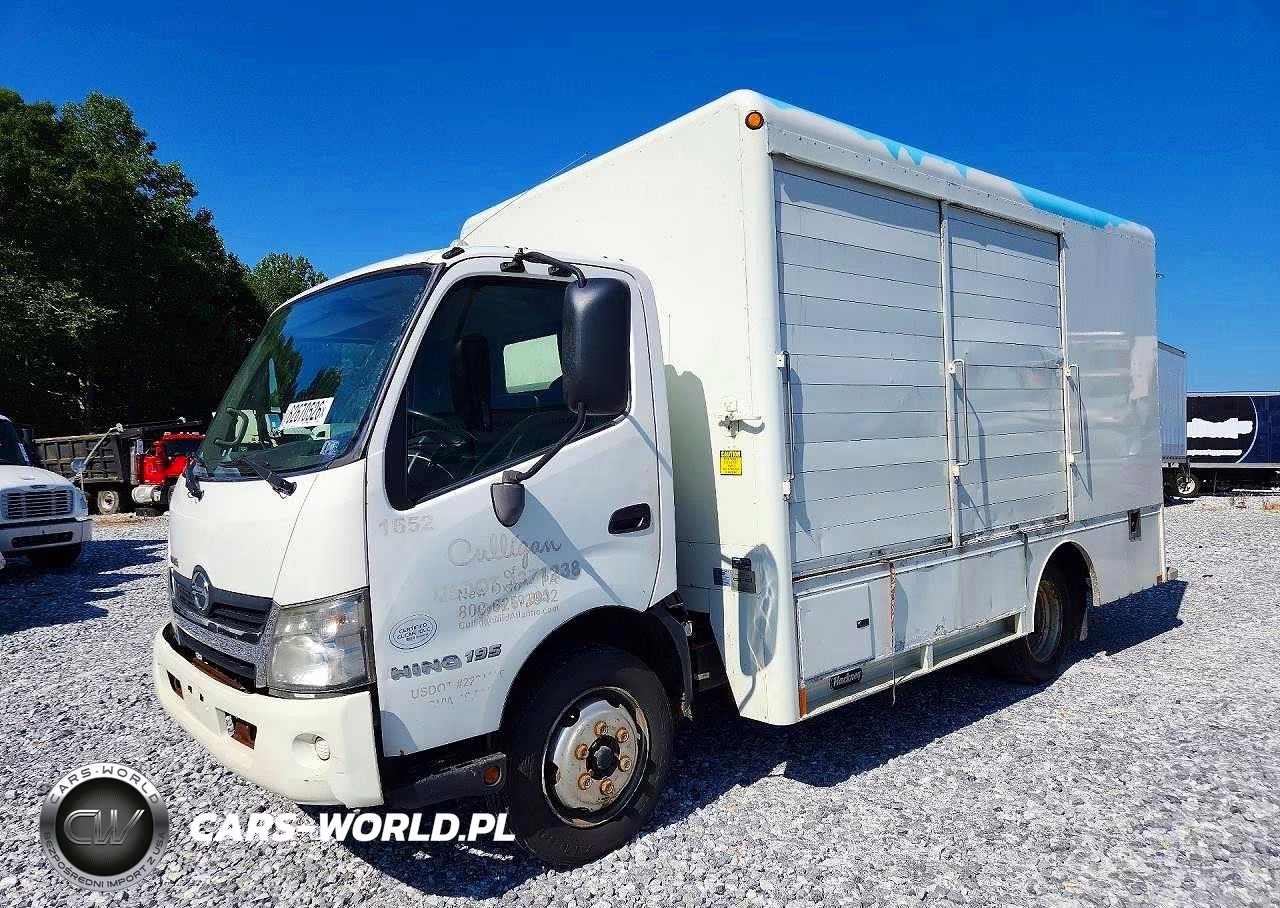 2015 Hino 195 Box Truck – zdjęcie 1 z 13