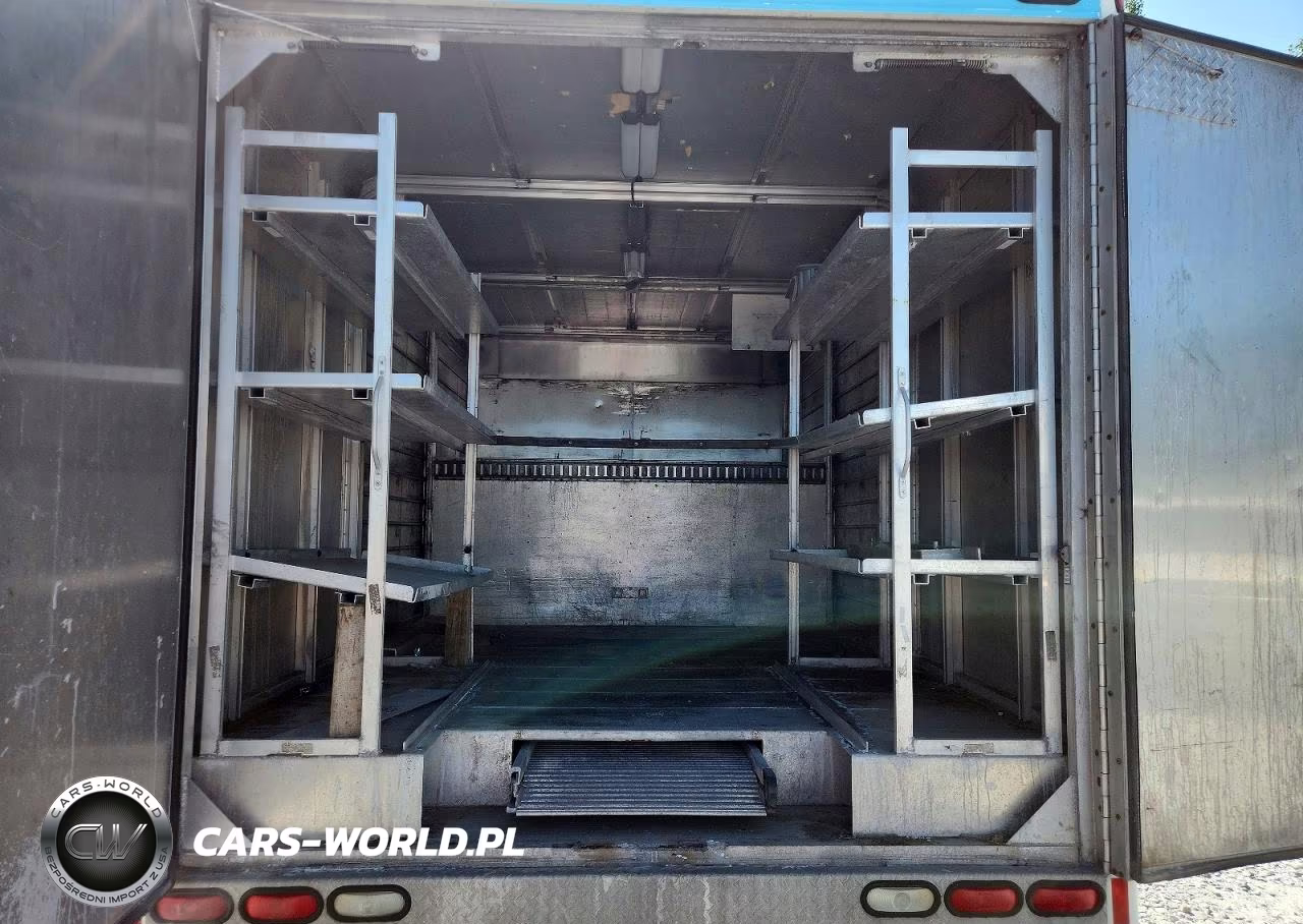 2015 Hino 195 Box Truck VIN:JHHHDM2H9FK001451 - 10