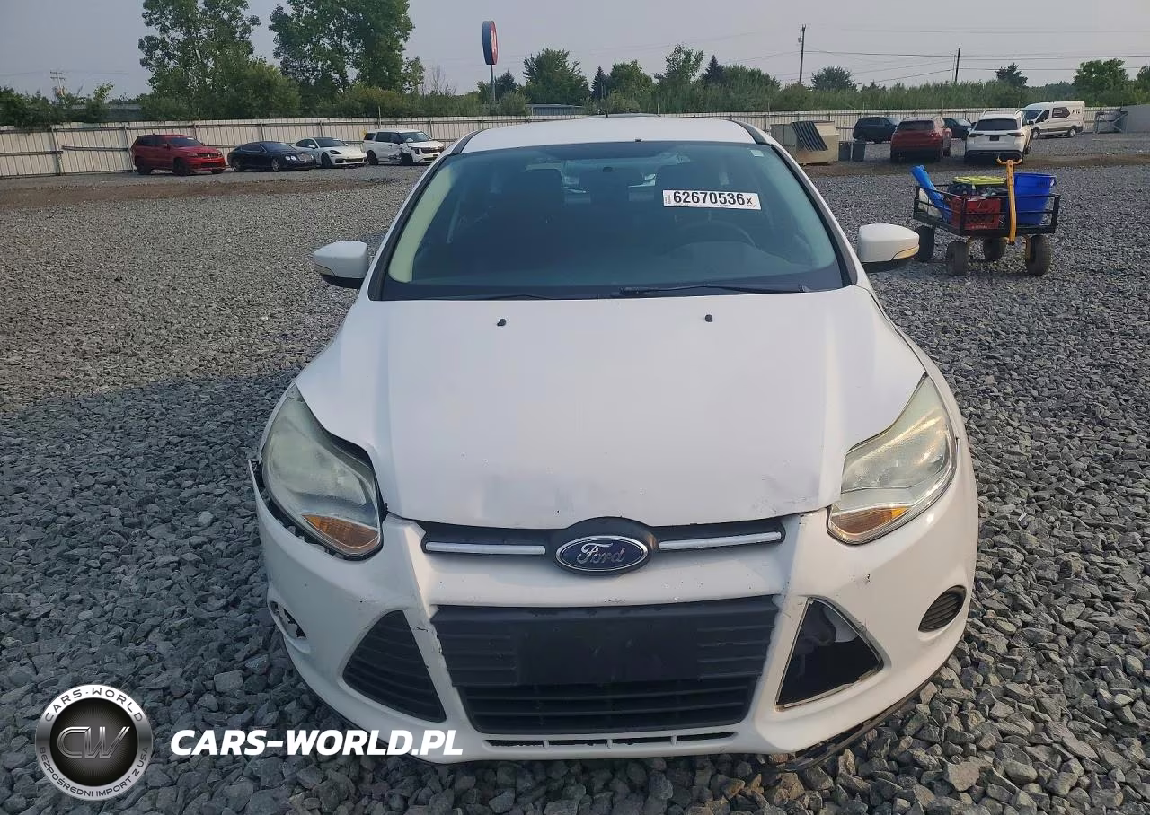 2014 Ford Focus Se VIN:1FADP3K27EL320635 - 5