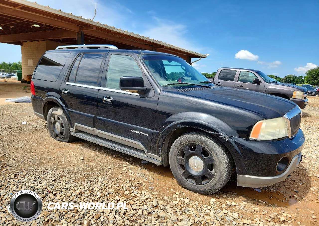 2004 Lincoln Navigator VIN:5LMFU27R04LJ22479 - 4
