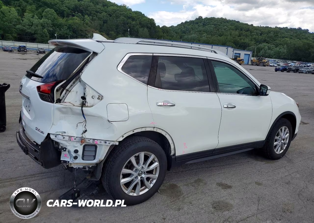 2017 Nissan Rogue S VIN:5N1AT2MM8HC773535 - 3