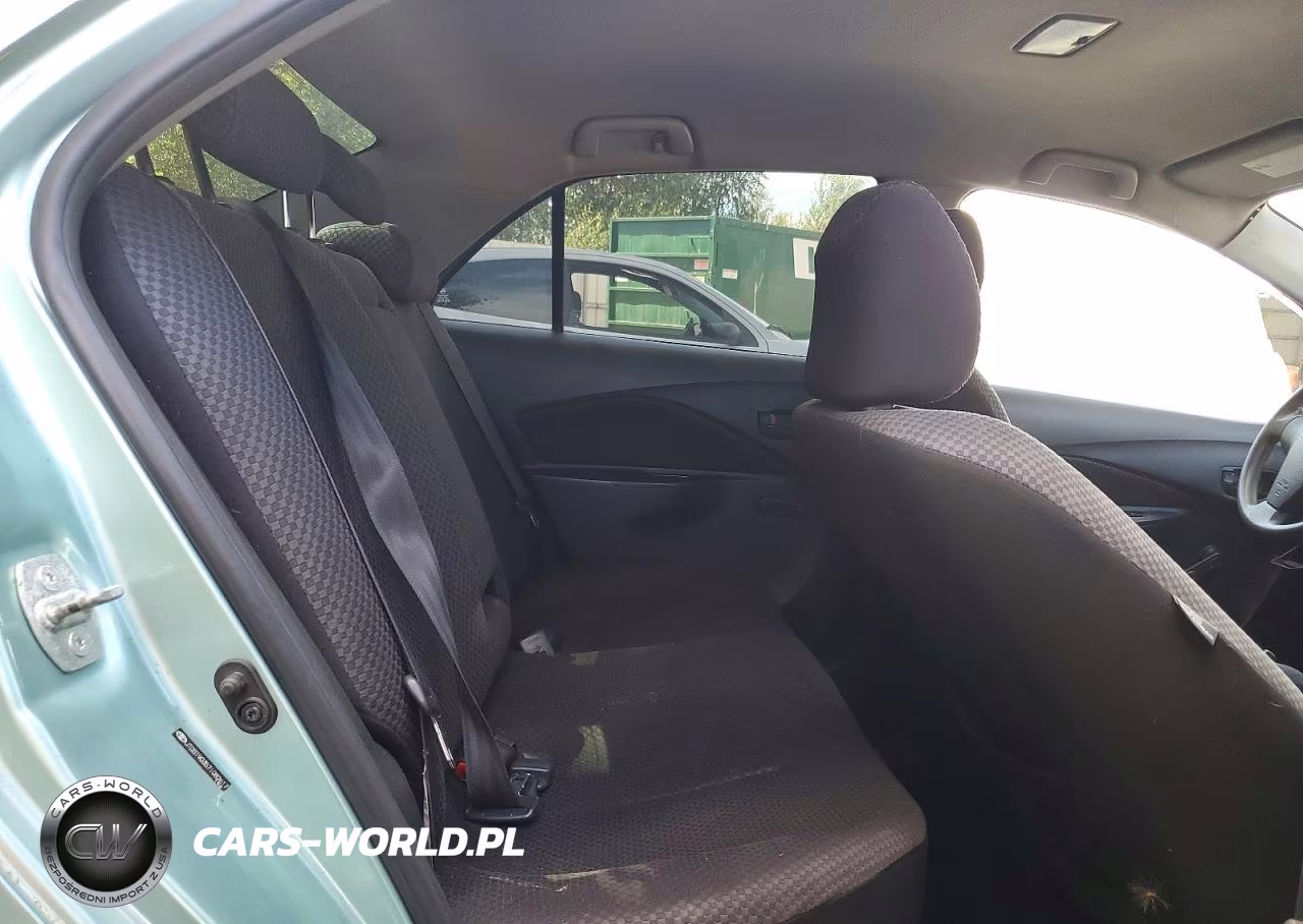 2007 Toyota Yaris Base VIN:JTDBT903571082617 - 10
