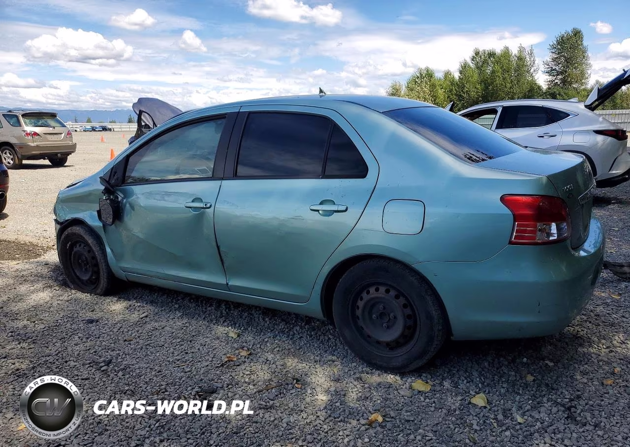 2007 Toyota Yaris Base VIN:JTDBT903571082617 - 2