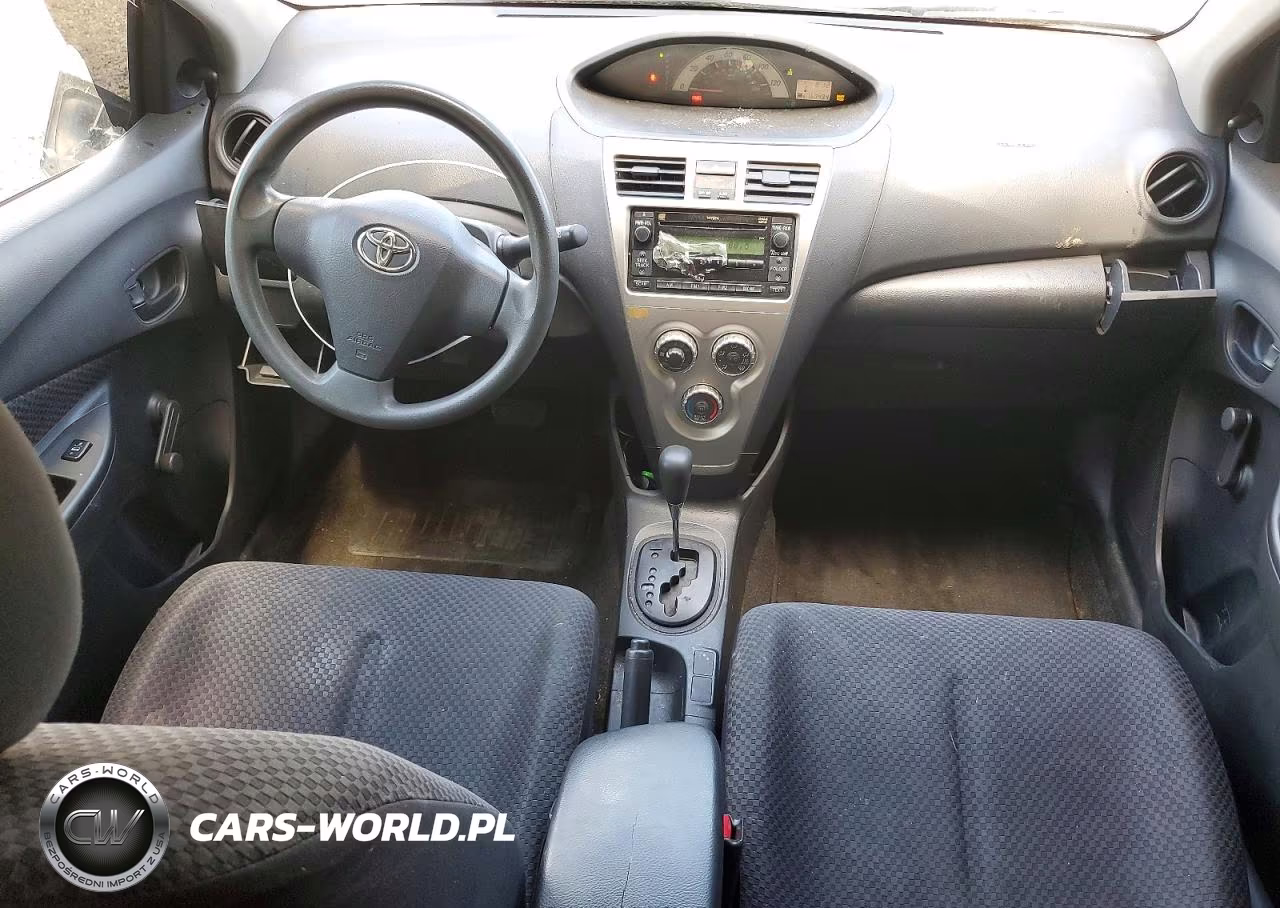 2007 Toyota Yaris Base VIN:JTDBT903571082617 - 8