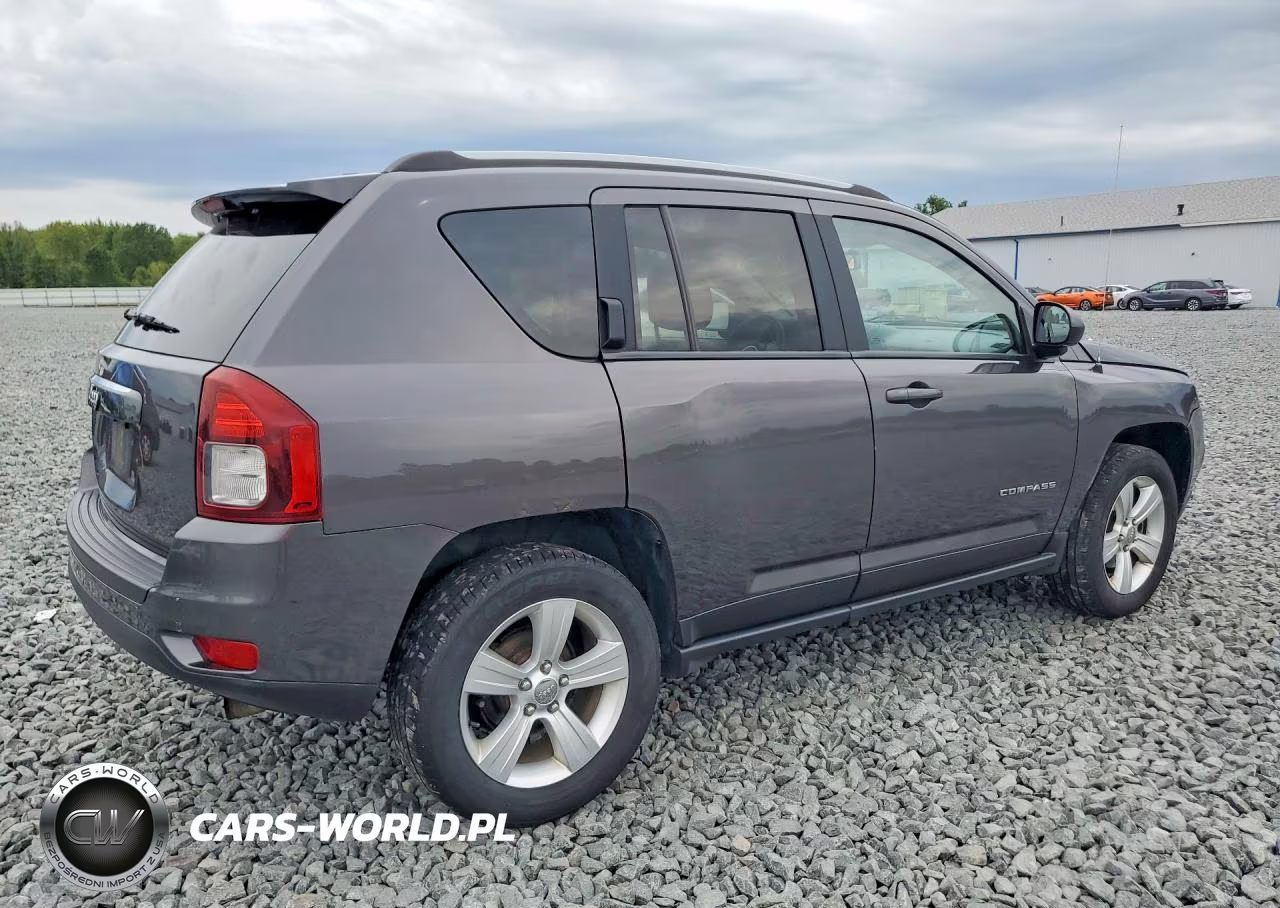 2016 Jeep Compass Sport VIN:1C4NJDBB8GD556875 - 3