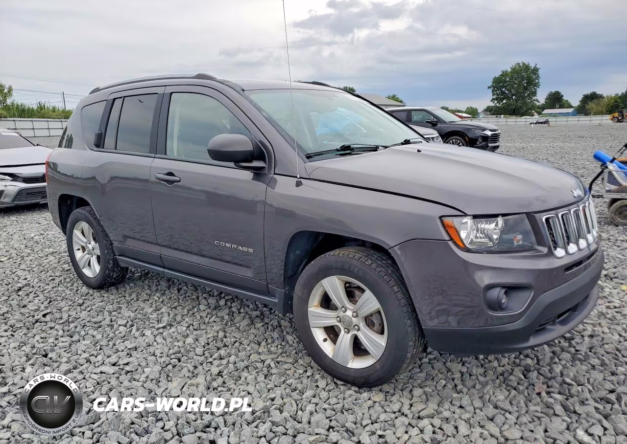 2016 Jeep Compass Sport VIN:1C4NJDBB8GD556875 - 4