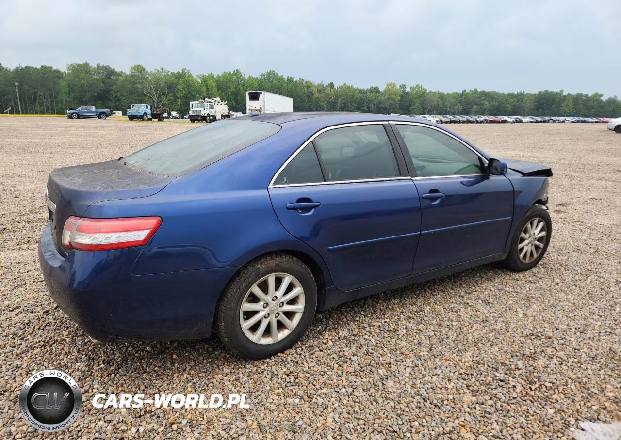 2011 Toyota Camry Xle VIN:4T1BF3EK3BU607231 - 3