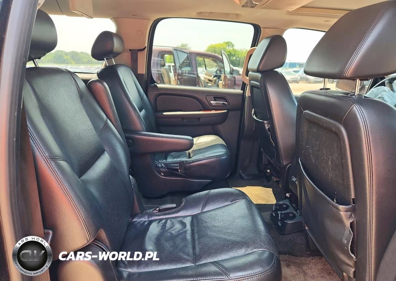 2009 Chevrolet Suburban C1500 Ltz VIN:1GNFC36049J125172 - 11