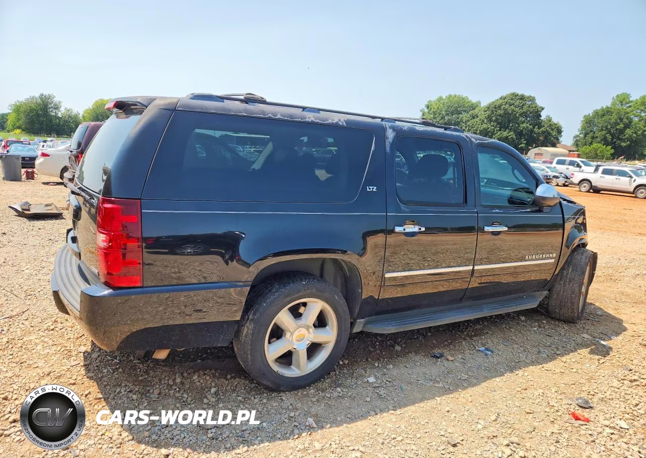 2009 Chevrolet Suburban C1500 Ltz VIN:1GNFC36049J125172 - 3