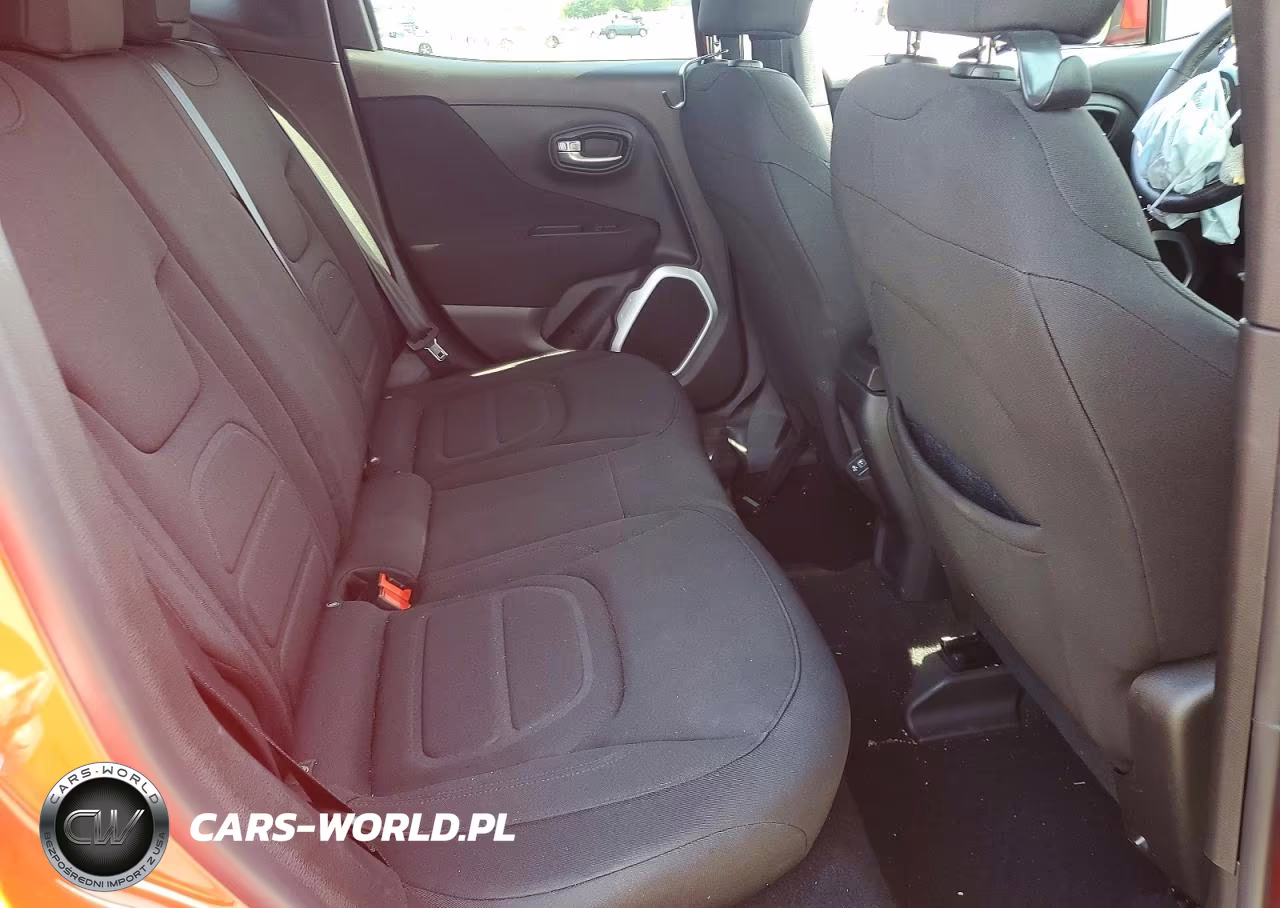 2018 Jeep Renegade Latitude VIN:ZACCJBBB0JPG84094 - 11
