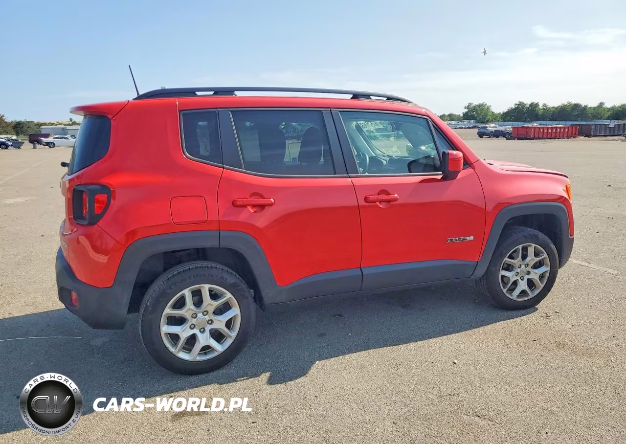 2018 Jeep Renegade Latitude VIN:ZACCJBBB0JPG84094 - 3