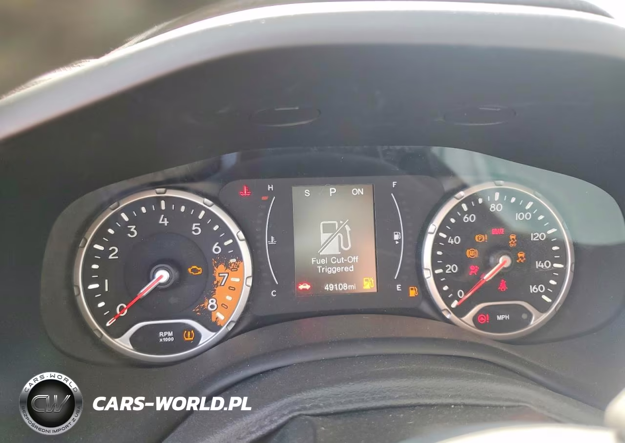 2018 Jeep Renegade Latitude VIN:ZACCJBBB0JPG84094 - 9