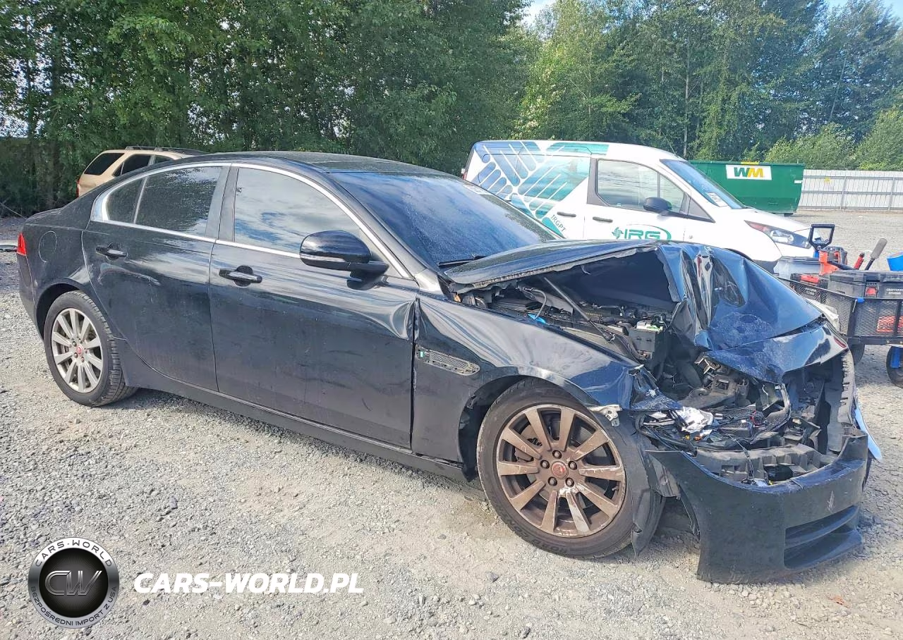 2019 Jaguar Xe VIN:SAJAR4FX6KCP48194 - 4