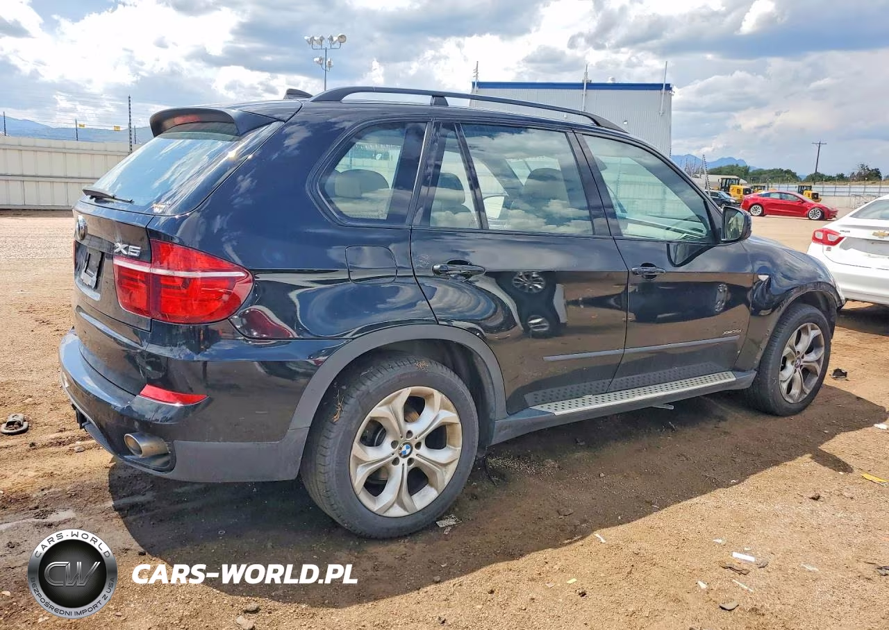 2011 BMW X5 xDrive35D VIN:5UXZW0C58BL660638 - 3
