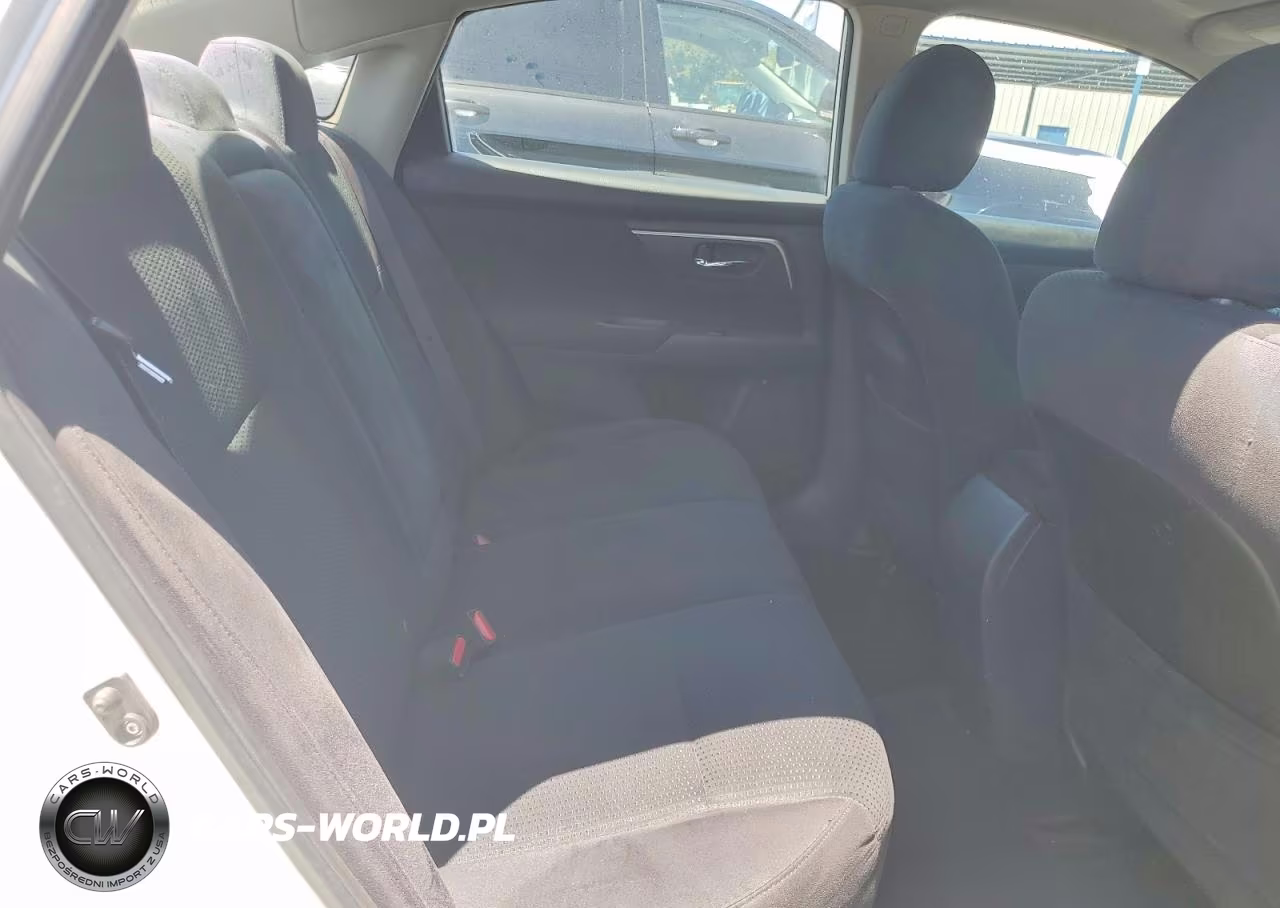 2015 Nissan Altima 2.5 S VIN:1N4AL3APXFN312353 - 10