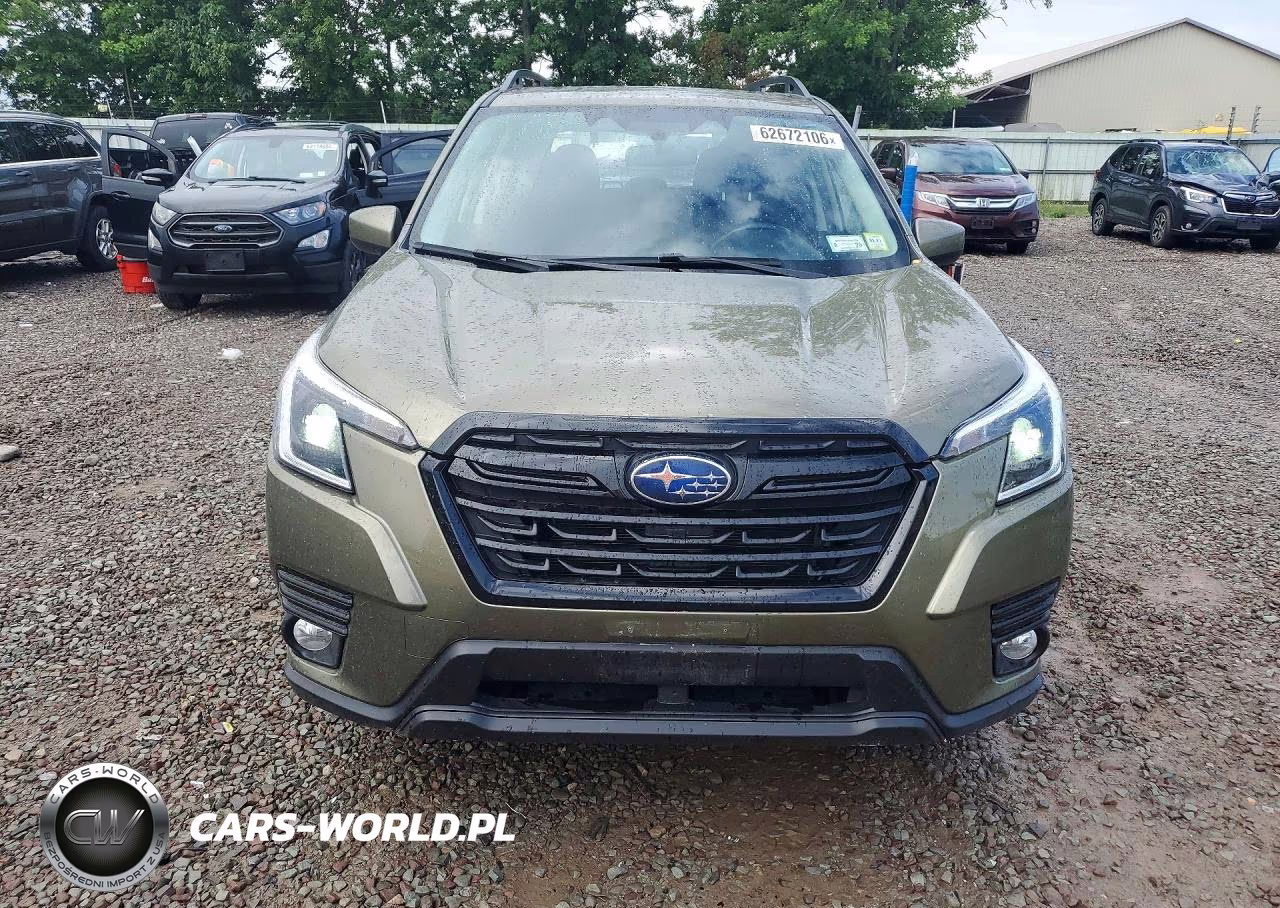 2023 Subaru Forester Premium VIN:JF2SKADC3PH401259 - 5