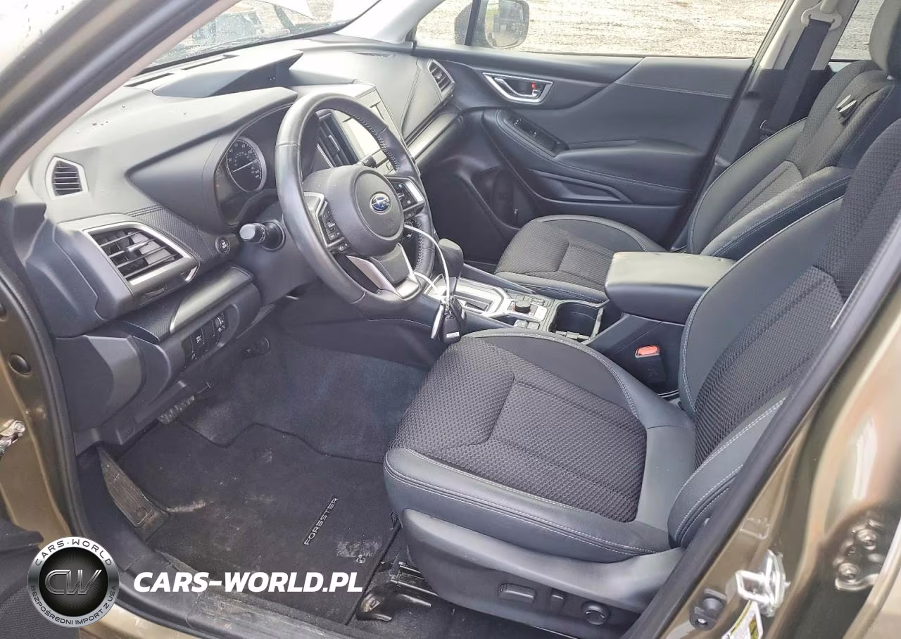 2023 Subaru Forester Premium VIN:JF2SKADC3PH401259 - 7