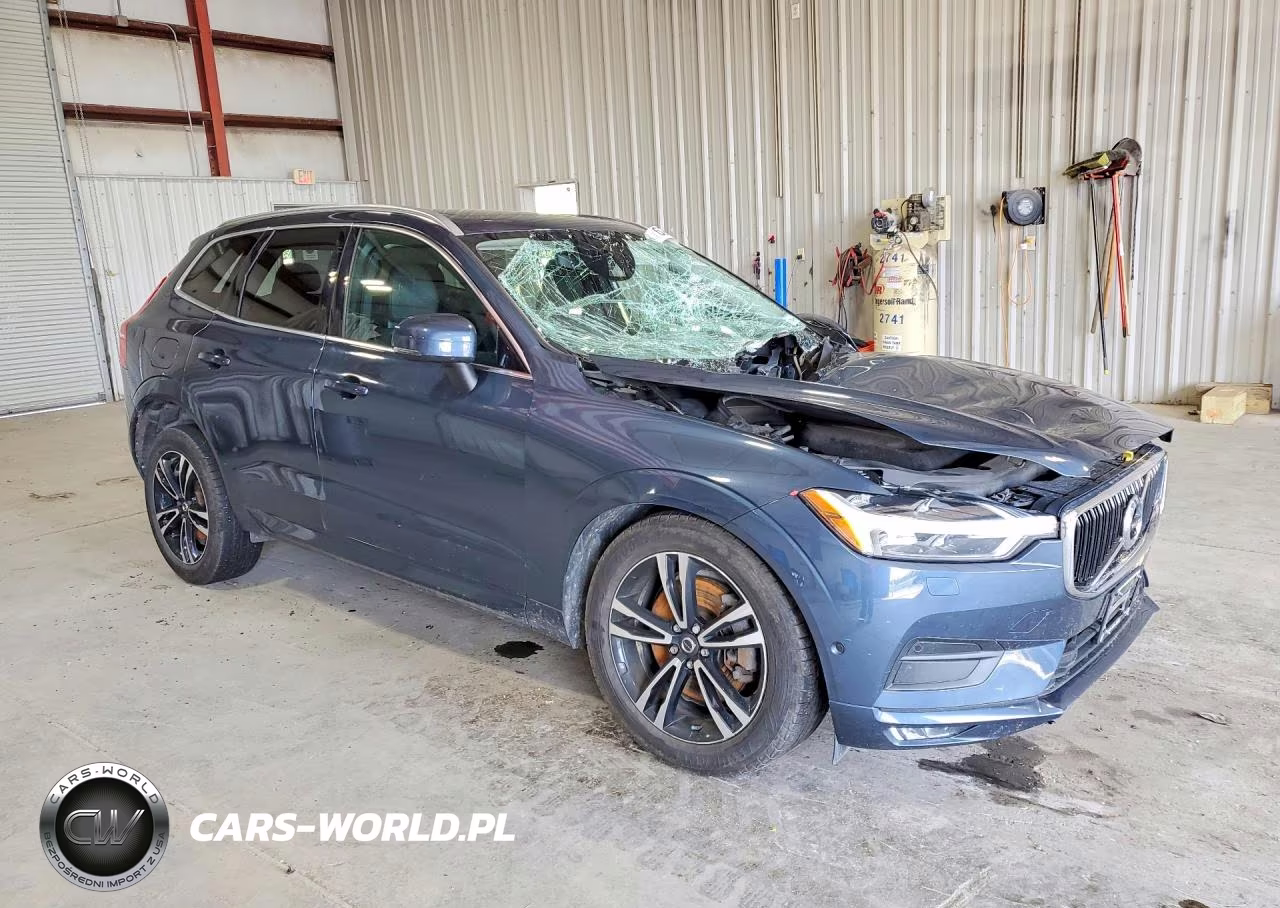2018 Volvo Xc60 T6 Momentum VIN:YV4A22RK2J1039082 - 4