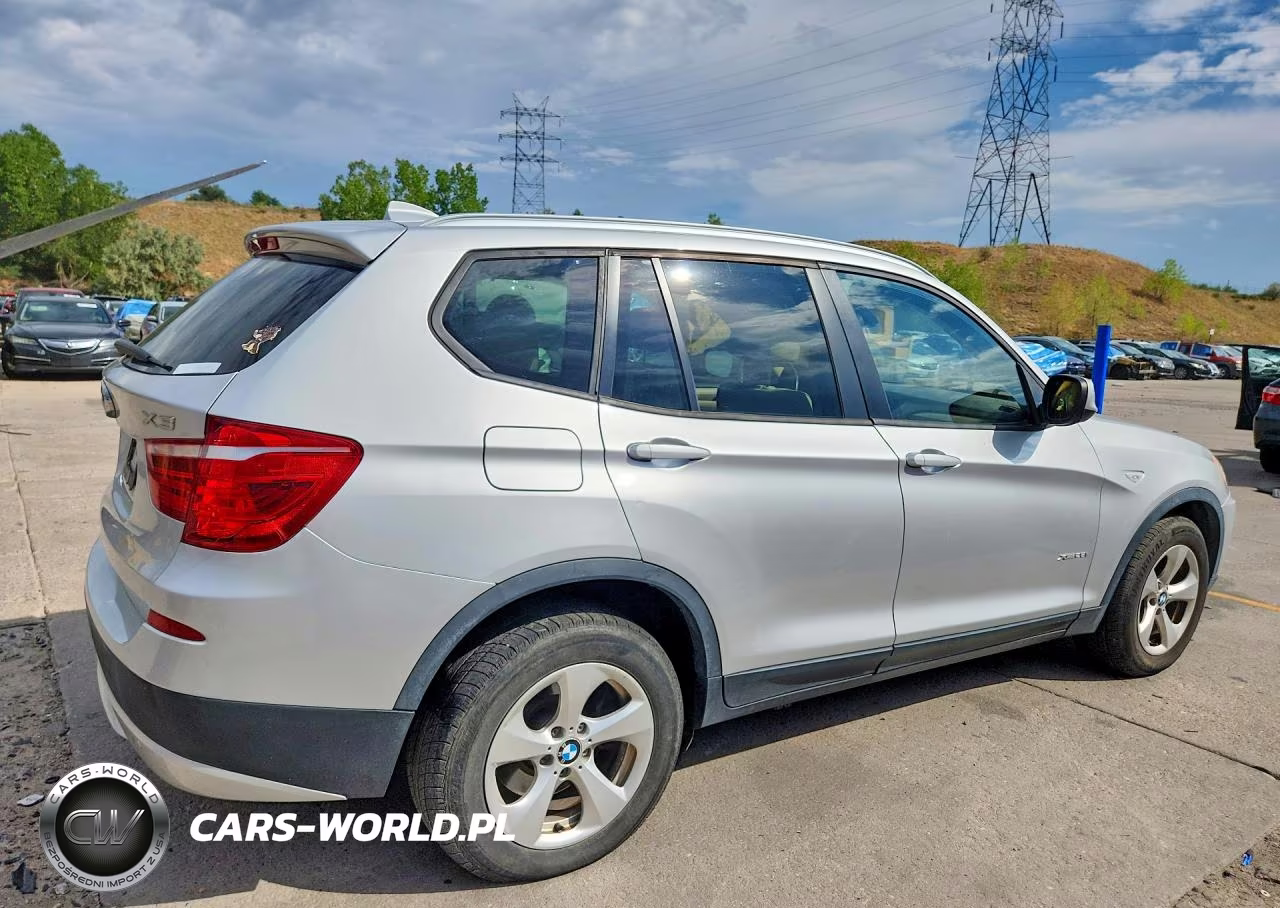 2011 BMW X3 xDrive28I VIN:5UXWX5C54BL713784 - 3