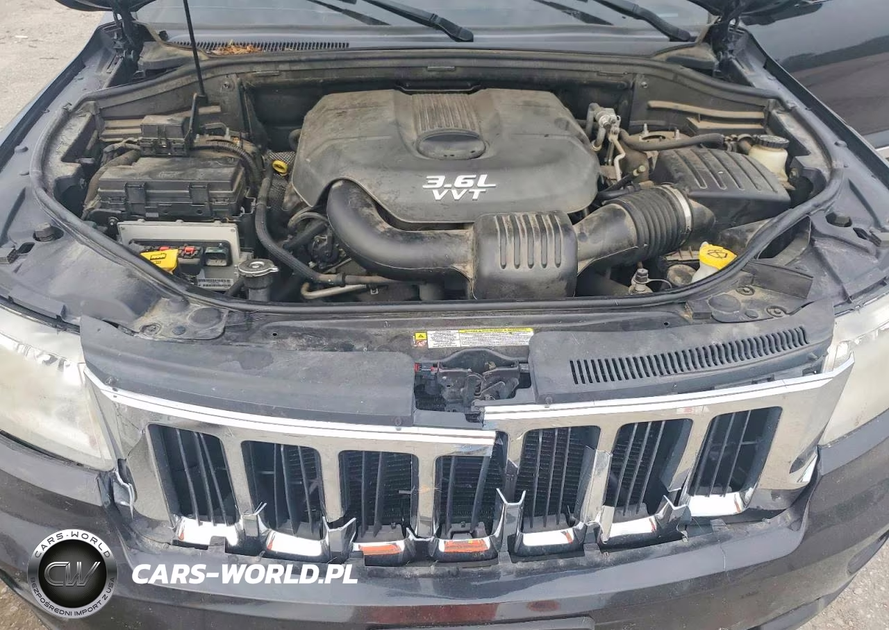 2013 Jeep Grand Cherokee Laredo VIN:1C4RJFAG5DC506673 - 12