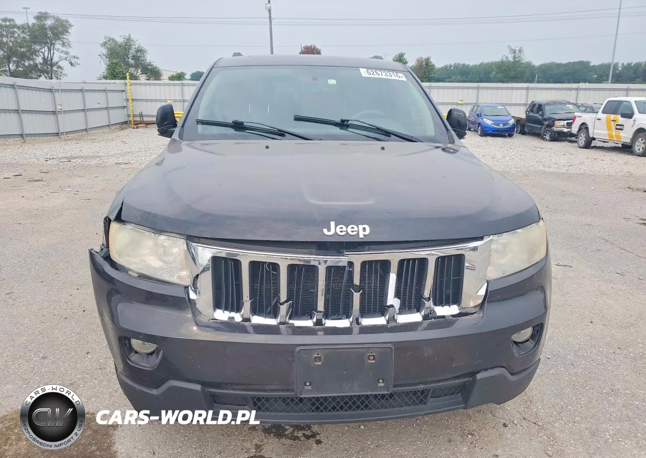 2013 Jeep Grand Cherokee Laredo VIN:1C4RJFAG5DC506673 - 5