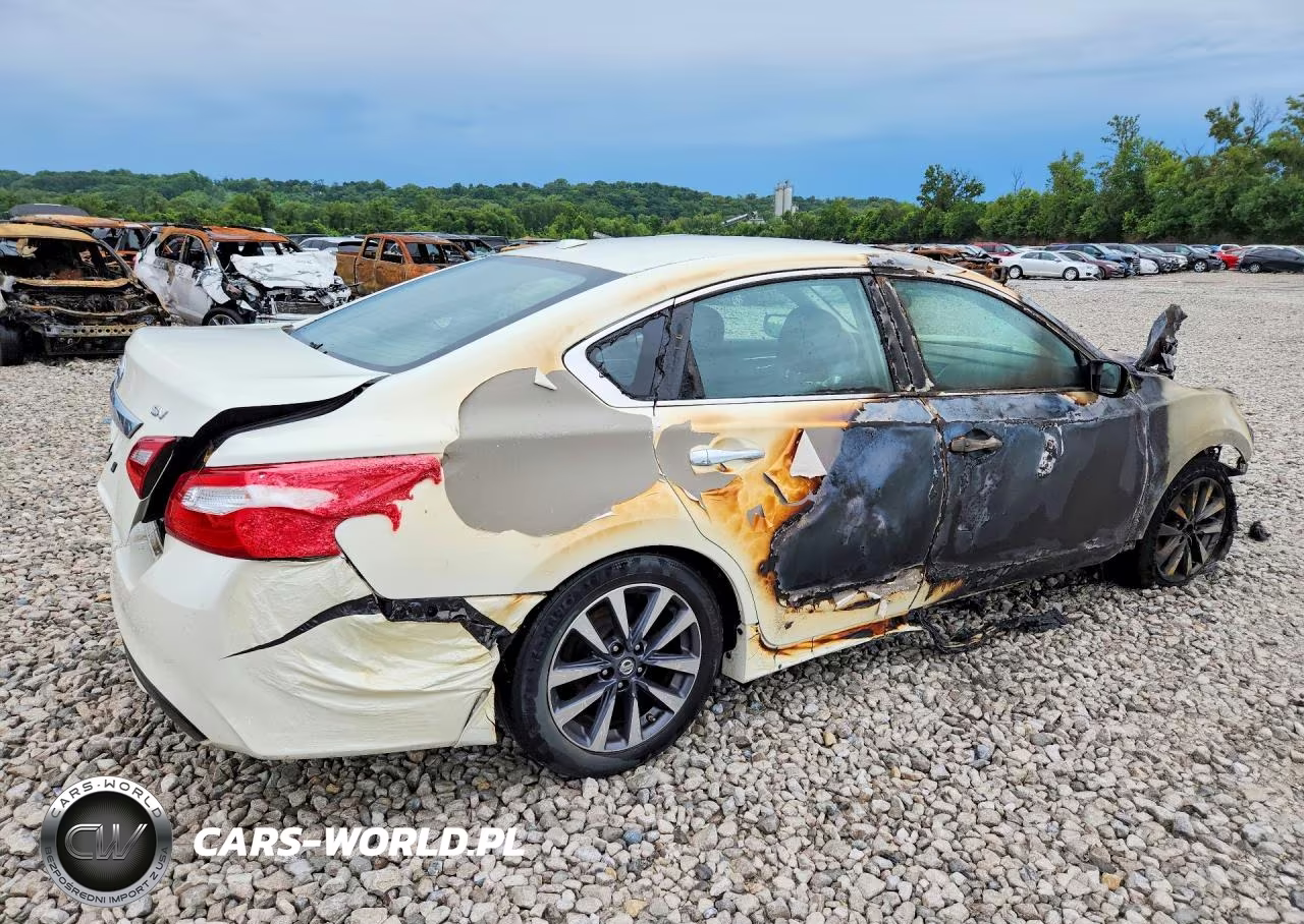 2016 Nissan Altima 2.5 Sv VIN:1N4AL3AP0GC261958 - 3