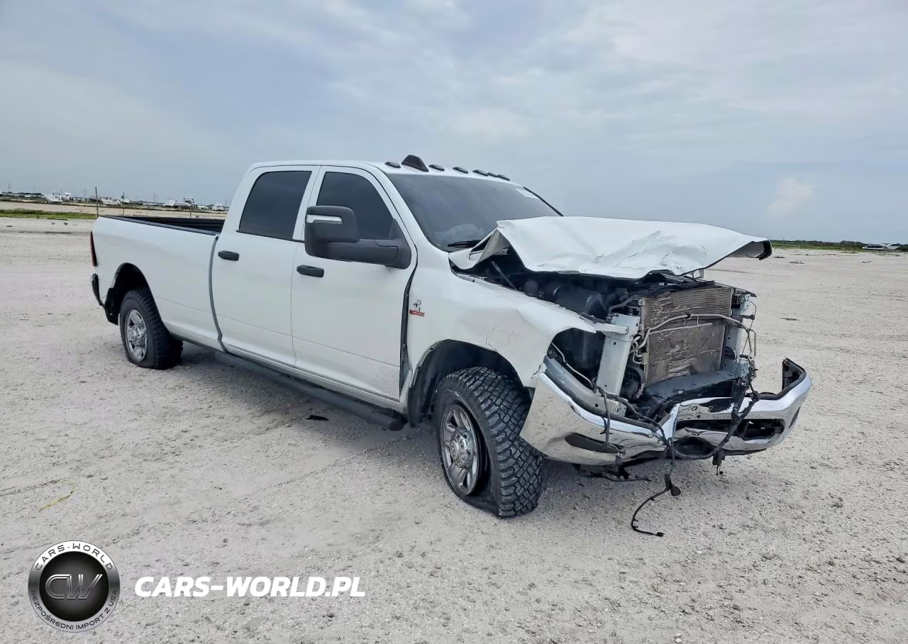 2023 Ram 2500 Tradesman VIN:3C6UR5HLXPG536793 - 4