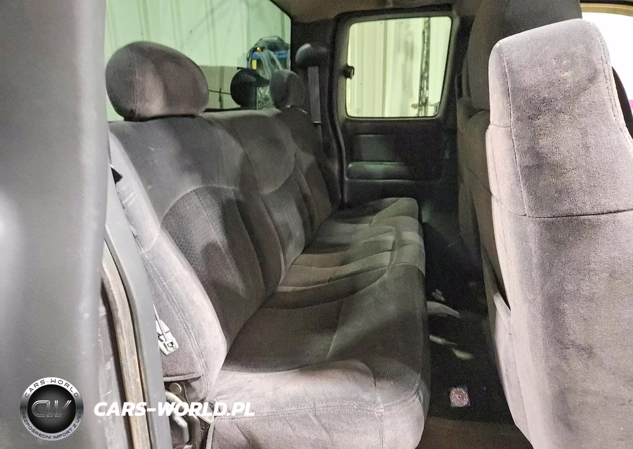 2000 Chevrolet Silverado K1500 VIN:2GCEK19T1Y1359134 - 10