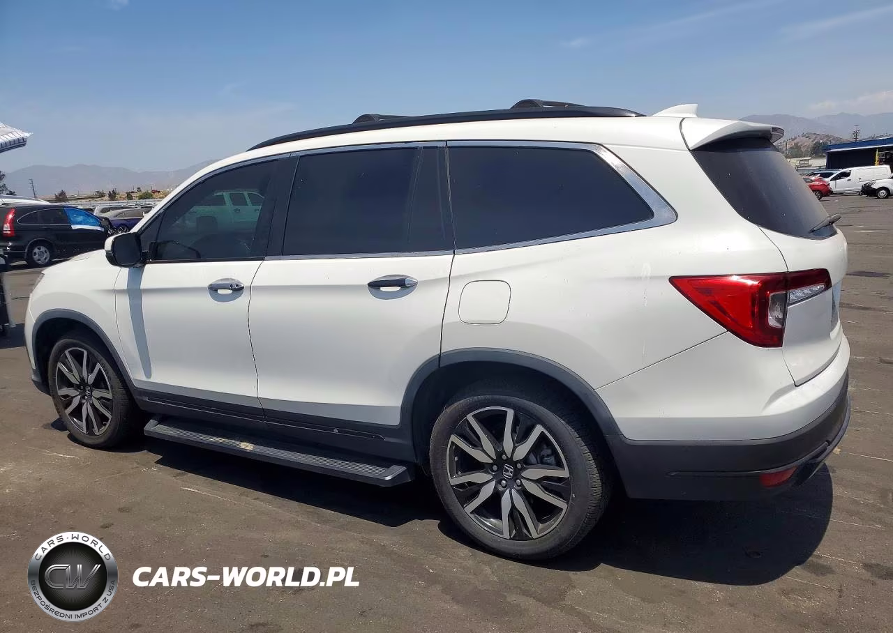 2020 Honda Pilot Touring VIN:5FNYF6H95LB002338 - 2