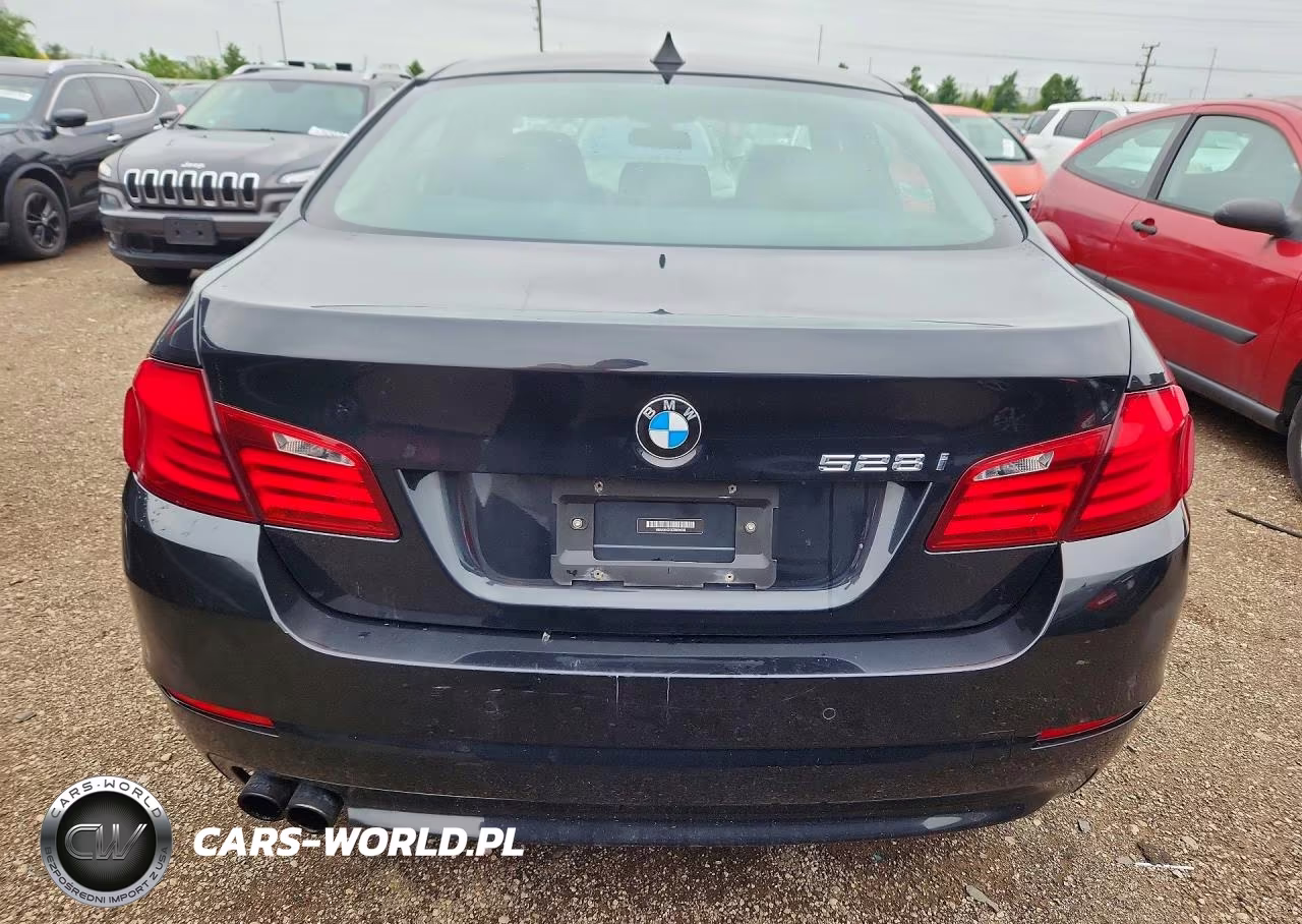 2012 BMW 528 Xi VIN:WBAXH5C53CDW04549 - 6