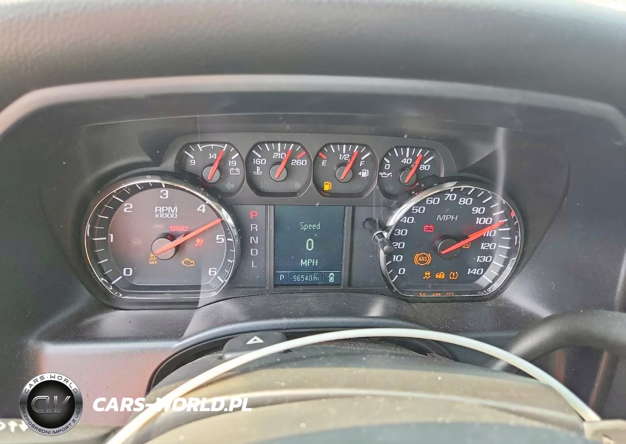 2018 Chevrolet Silverado K1500 Custom VIN:3GCUKPEC2JG239585 - 9