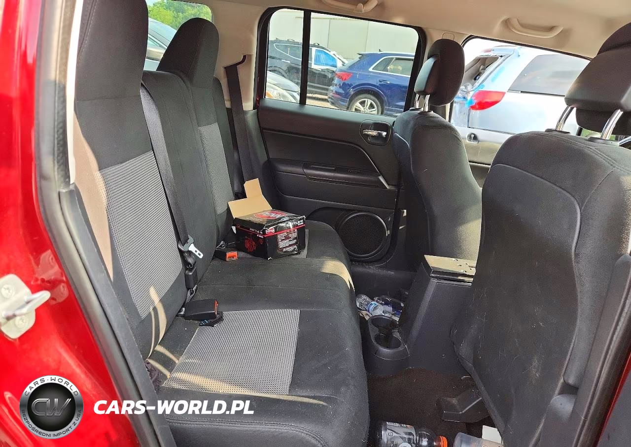 2014 Jeep Patriot Latitude VIN:1C4NJRFB9ED629983 - 11