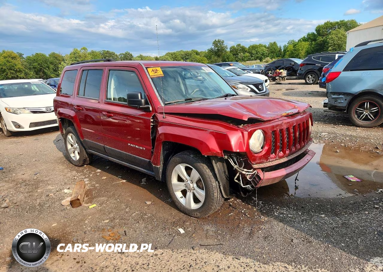 2014 Jeep Patriot Latitude VIN:1C4NJRFB9ED629983 - 4