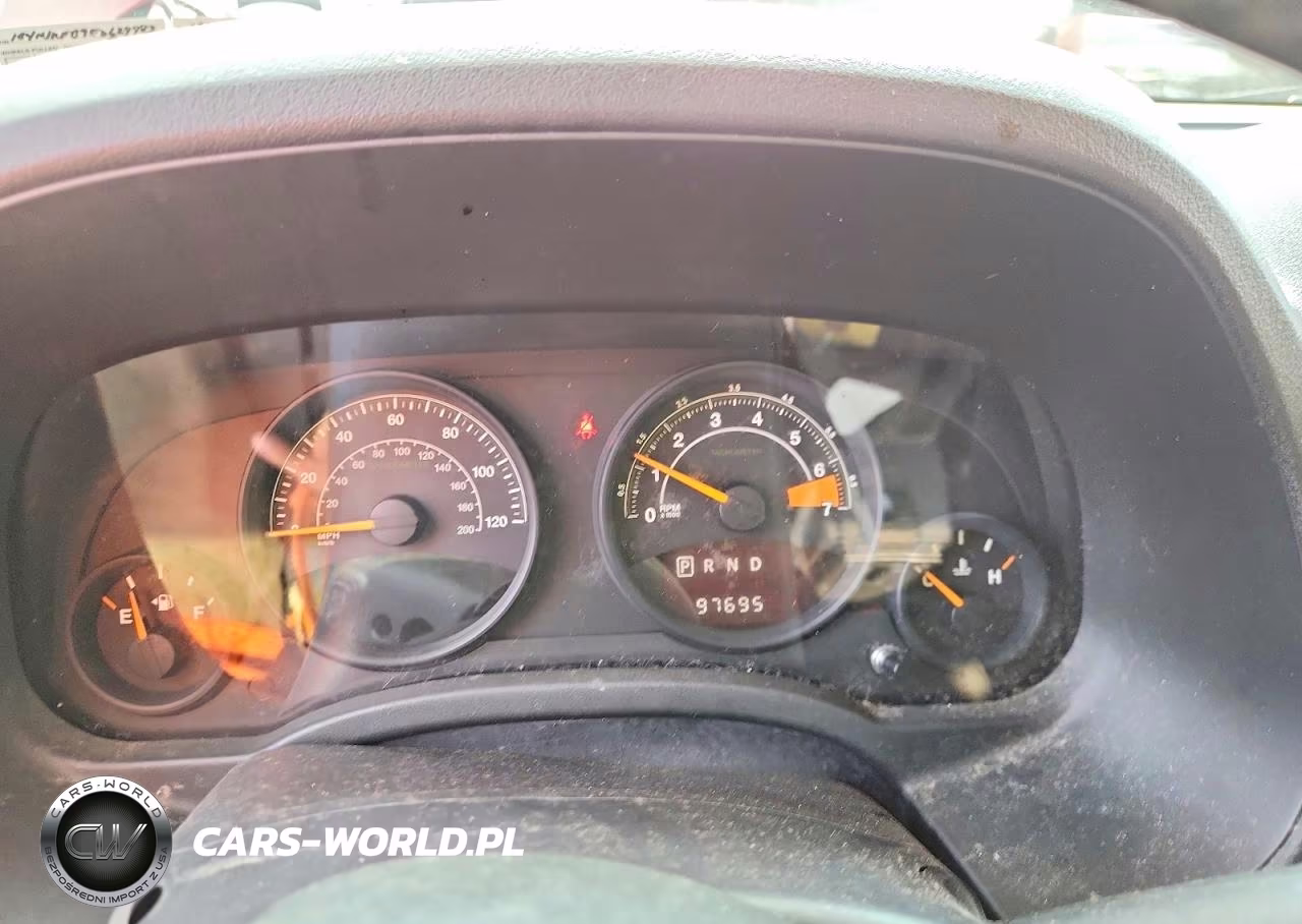 2014 Jeep Patriot Latitude VIN:1C4NJRFB9ED629983 - 9