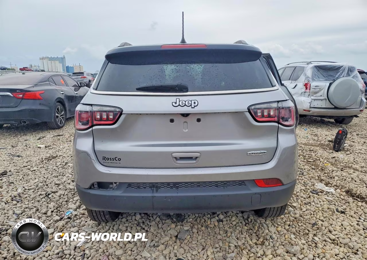 2018 Jeep Compass Latitude VIN:3C4NJCBB9JT461964 - 6