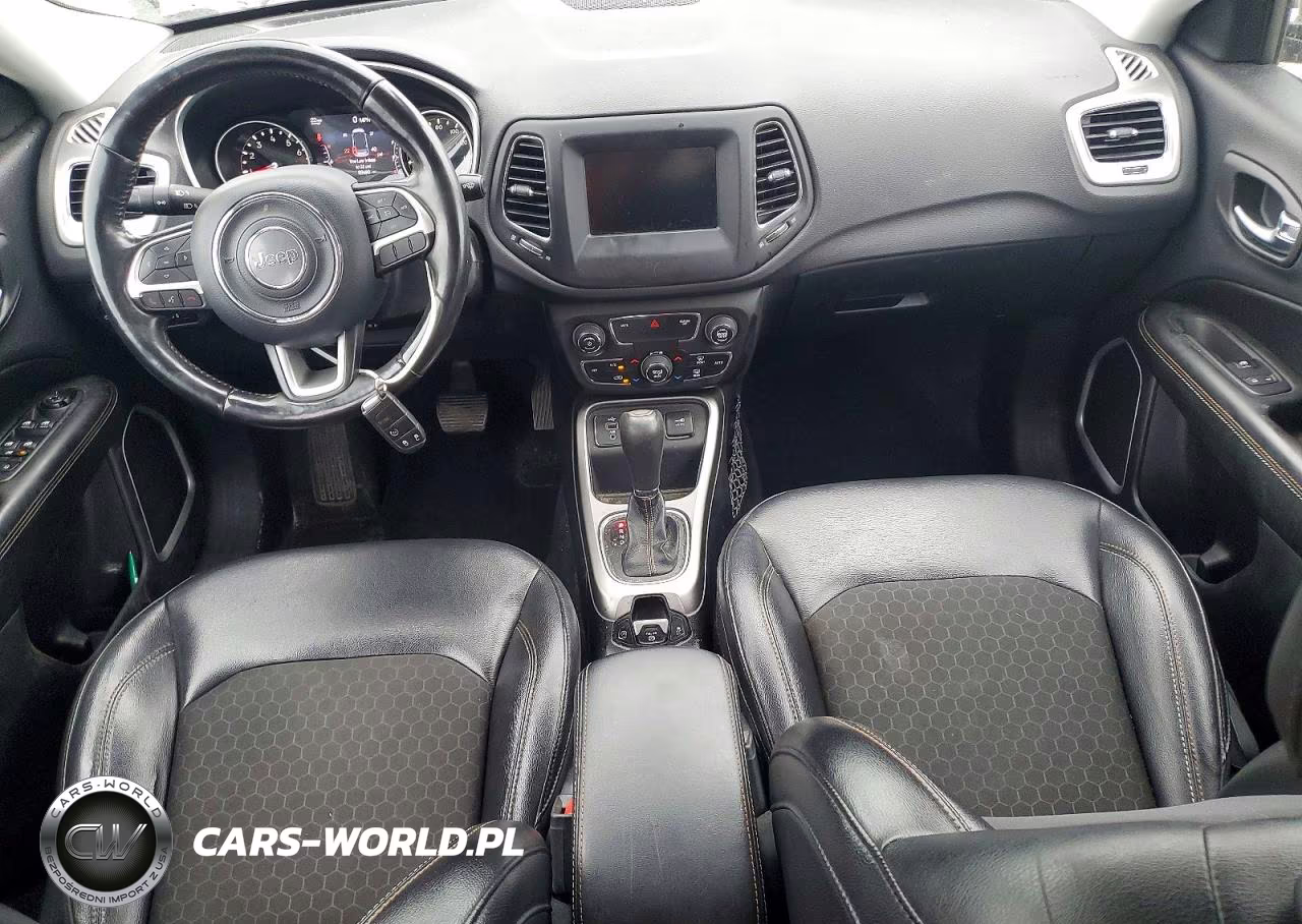 2018 Jeep Compass Latitude VIN:3C4NJCBB9JT461964 - 8