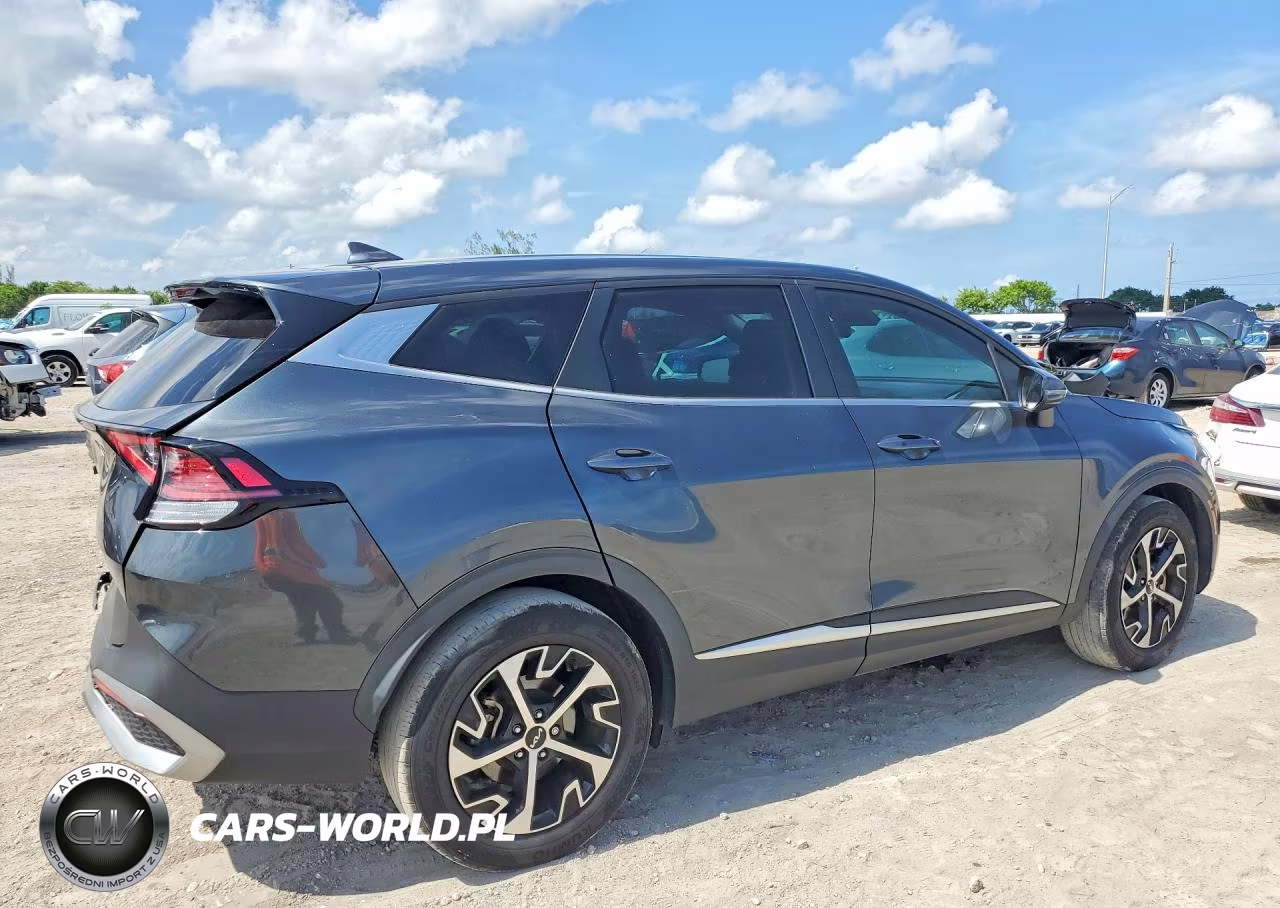2023 Kia Sportage Ex VIN:5XYK33AF8PG129614 - 3