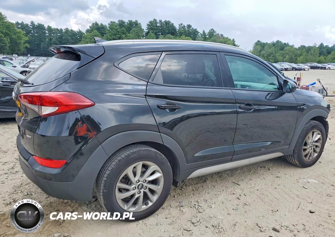 2018 Hyundai Tucson Sel VIN:KM8J3CA48JU659769 - 3