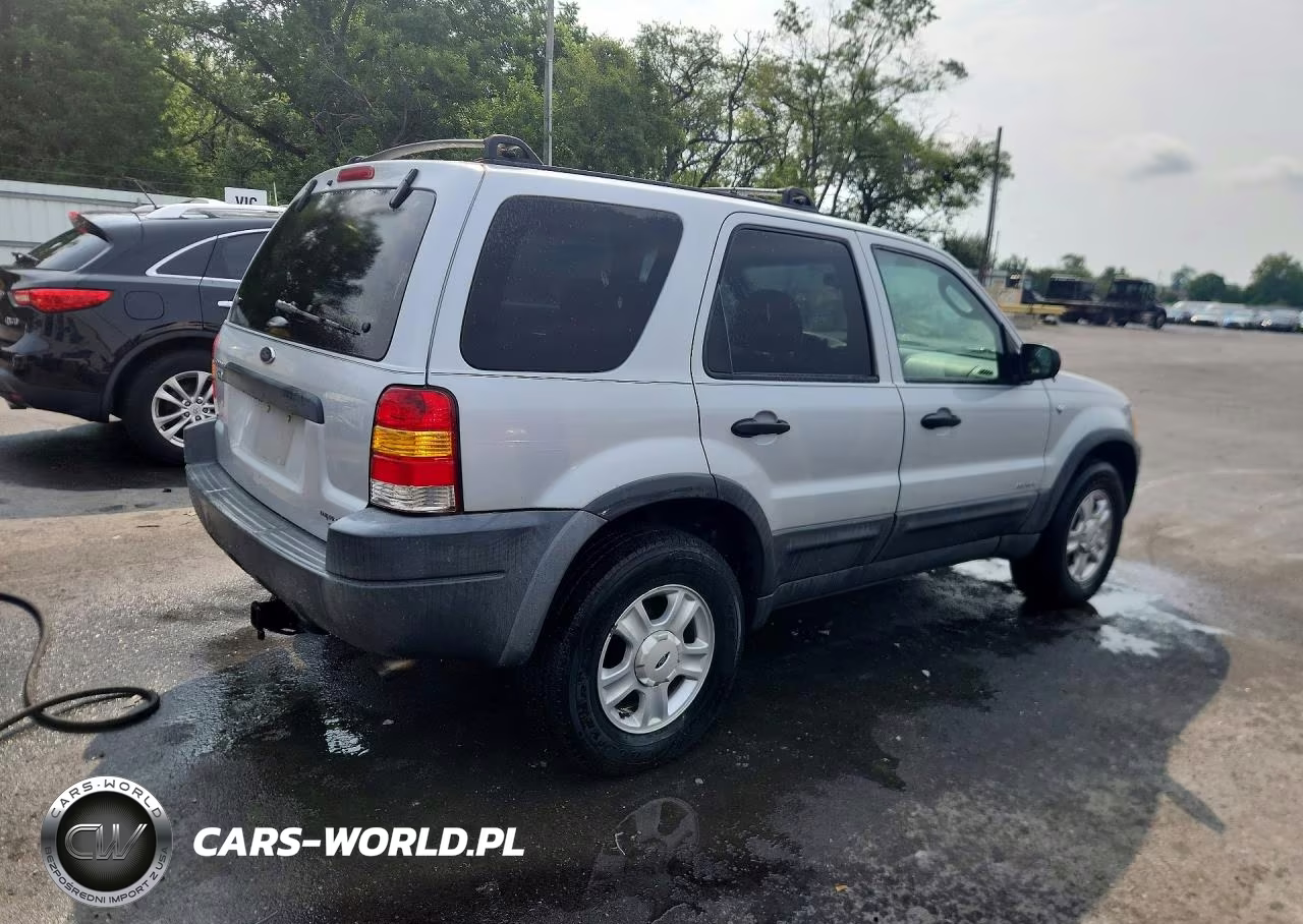 2002 Ford Escape Xlt VIN:1FMYU03172KB24488 - 3