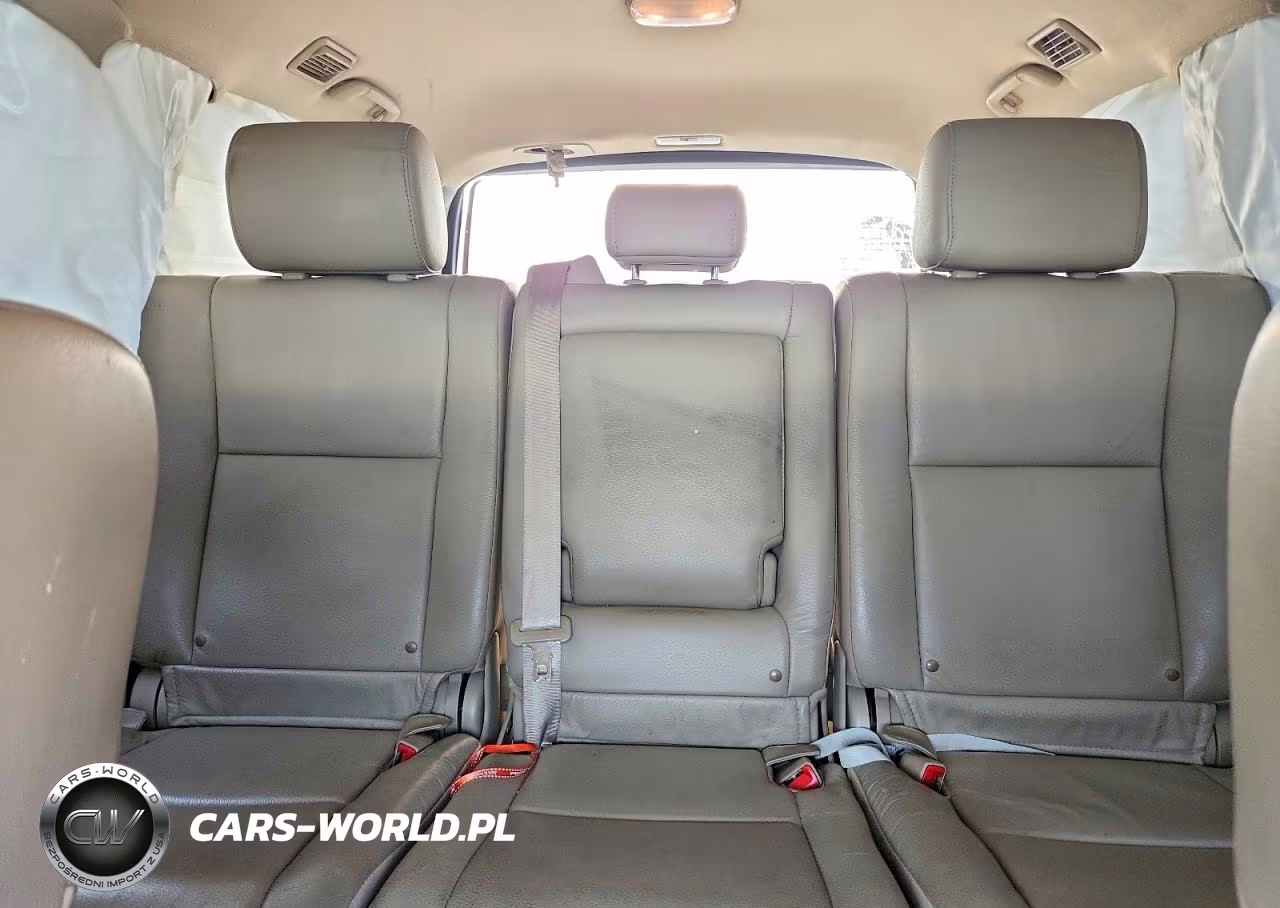 2016 Toyota Sequoia Sr5 VIN:5TDZY5G1XGS061925 - 10
