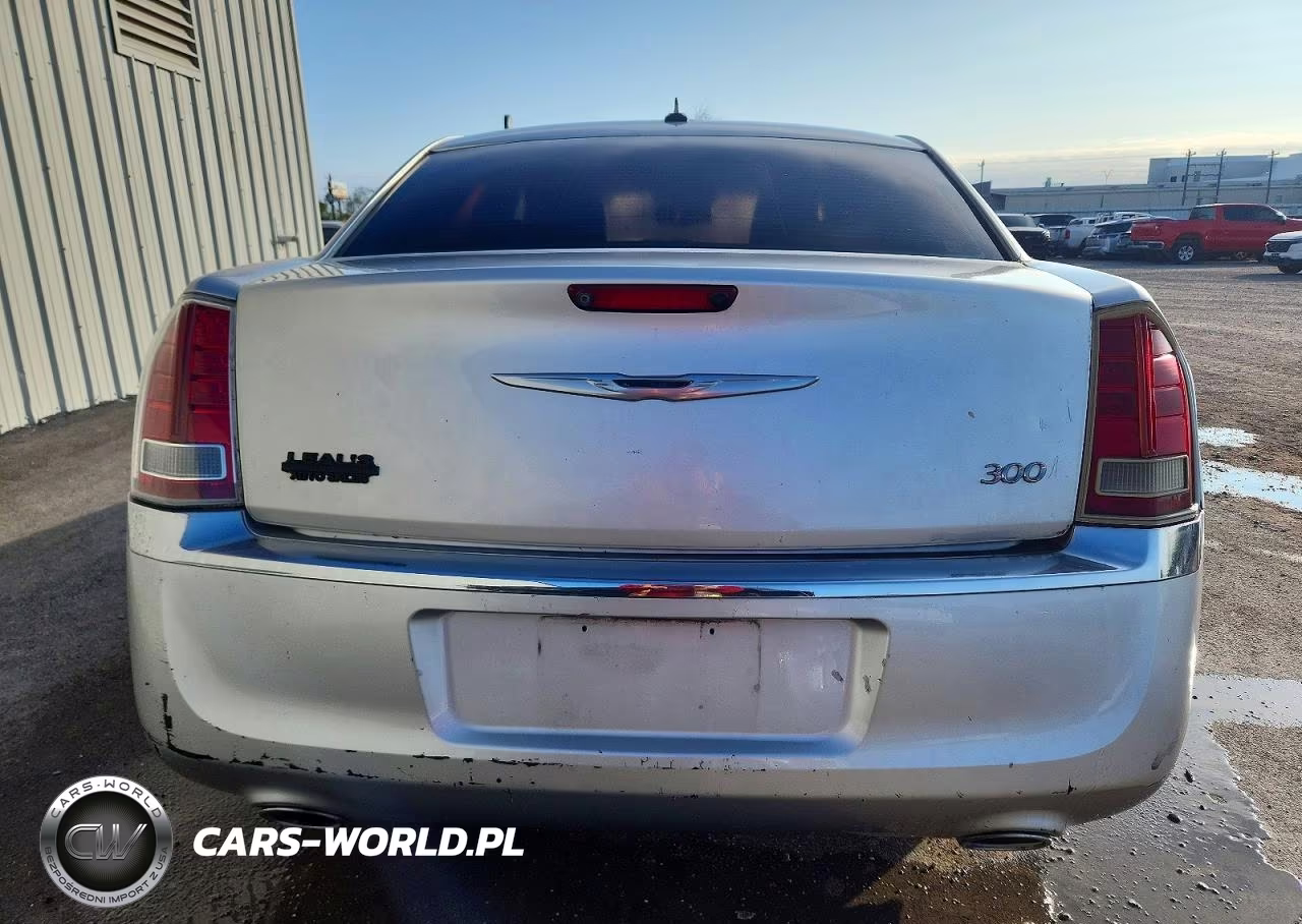 2012 Chrysler 300 Limited VIN:2C3CCACGXCH210354 - 12